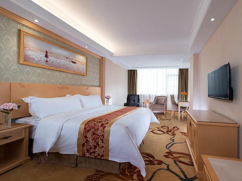 Vienna Hotel Shenzhen Fuyong Village Fenghuangwei Buitenkant foto